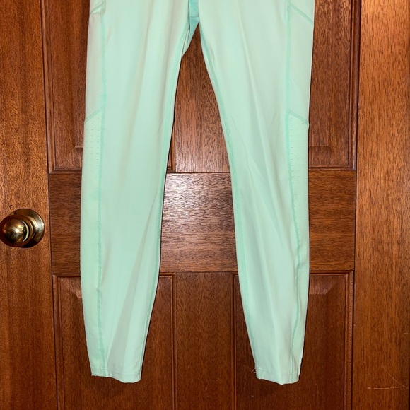 🌺 Juniors AVIA Flex-Tech 2/Pockets Leggings. Size XS (0-2). 🌺 - Picture 4 of 9